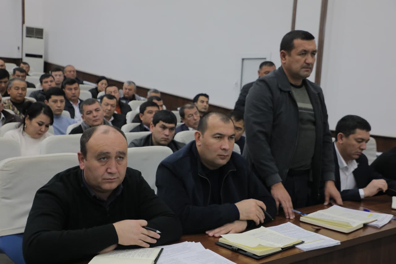 Mirzaobod tuman hokimi Abduraxim Umarov rahbarligida korrupsiyaning oldini olish, shaffoflikni oshirish hamda davlat organlari faoliyatida ochiqlik tamoyillarini kuchaytirishga qaratilgan navbatdagi yig‘ilish bo‘lib o‘tdi