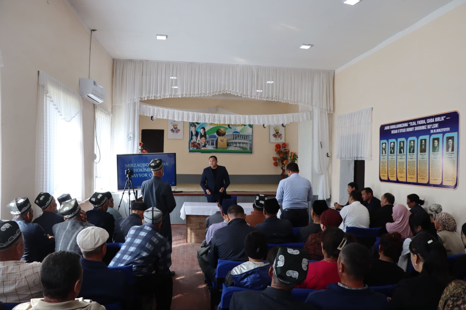 Mirzaobod tumani hokimi Abduraxim Umarov Yangi O‘zbekiston mahallasida sayyor qabul o‘tkazdi.