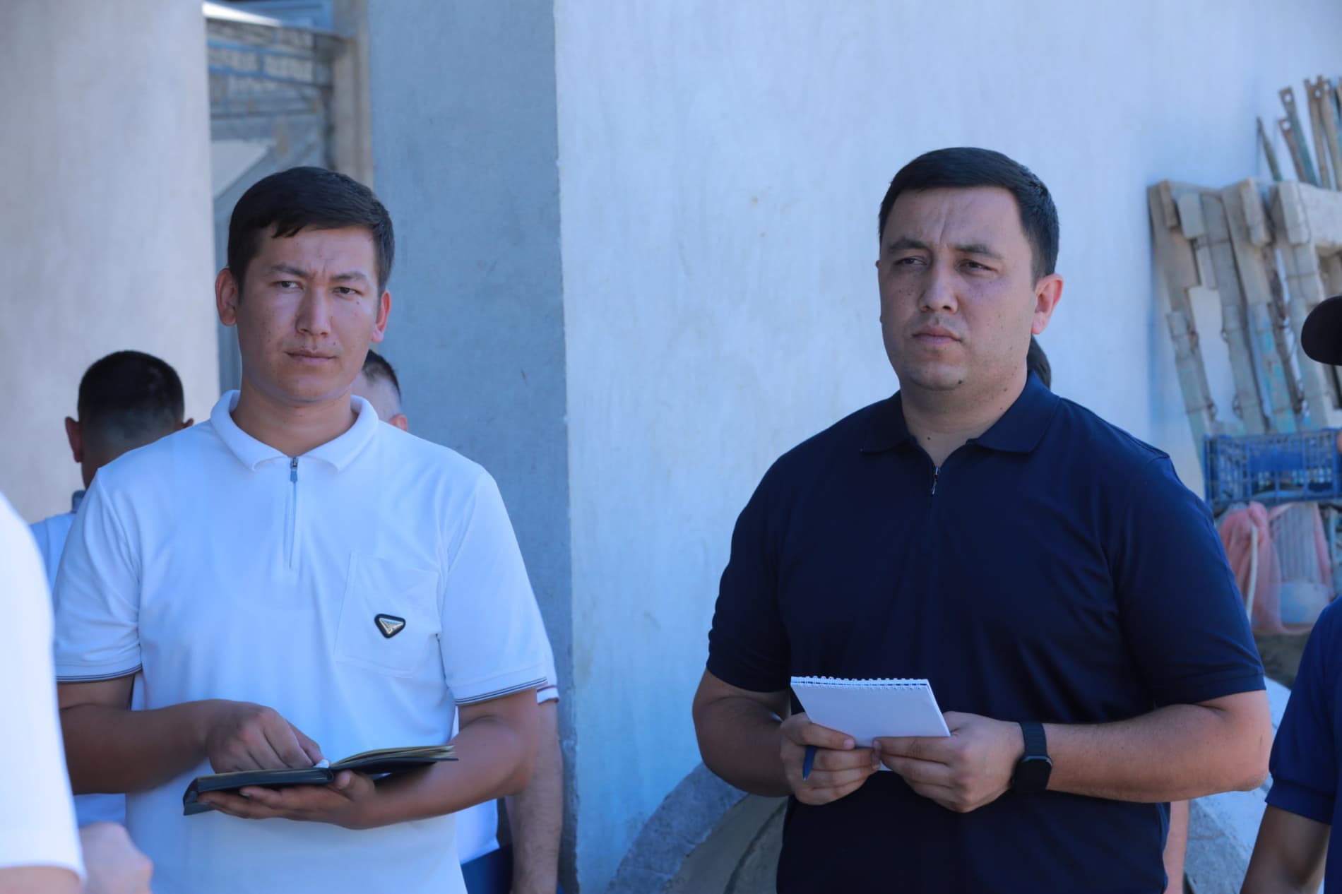 Yoshlar ishlari agentligi direktori Alisher Sa'dullayev Sirdaryo viloyati Mirzaobod tumani, Navro'z mahallasi, Sayqal ko‘chasida istiqomat qiluvchi yosh tadbirkor Jasurxo'ja Saydazimov bilan suhbat qurdi.