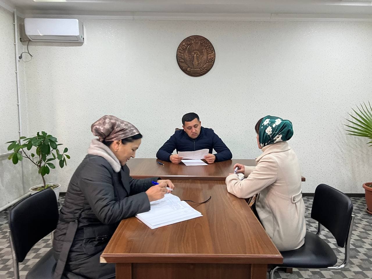 TUMAN HOKIMINING NAVBATDAGI FUQAROLAR QABULI O‘TKAZILDI