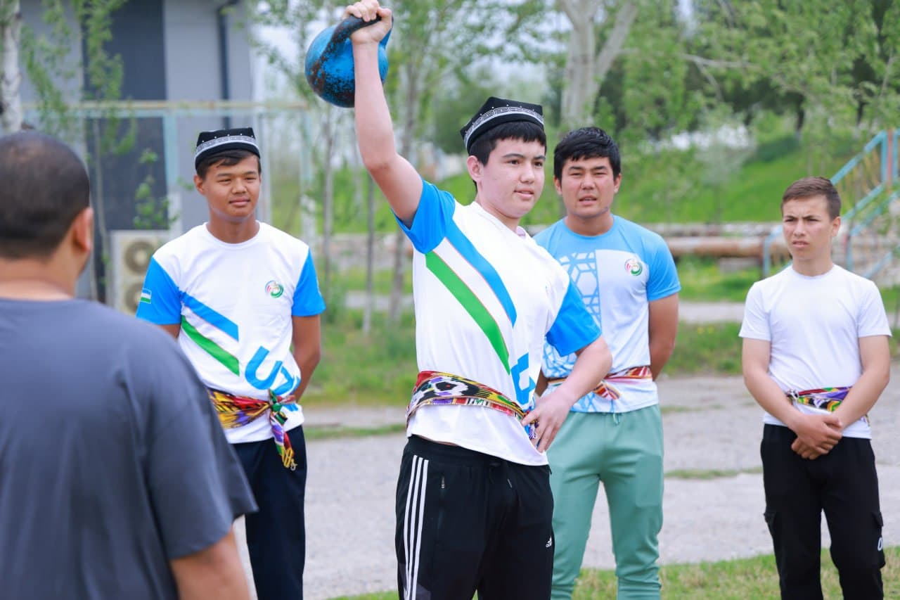 Shirin shahrida “Besh tashabbus olimpiadasi” doirasida sport musobaqalari davom etmoqda