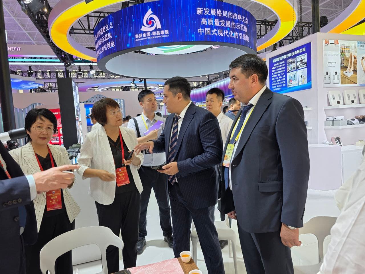 Fargʻona viloyati delegasiyasi Qashgʻardagi 15-Markaziy va Janubiy Osiyo xalqaro savdo koʻrgazmasidagi ishtiroki davom etmoqda.