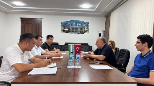 Farg‘ona shahar hokimi Turkiyalik investor Jemil Aqilli boshchiligidagi delegatsiya vakillari bilan uchrashuv o‘tkazdi.