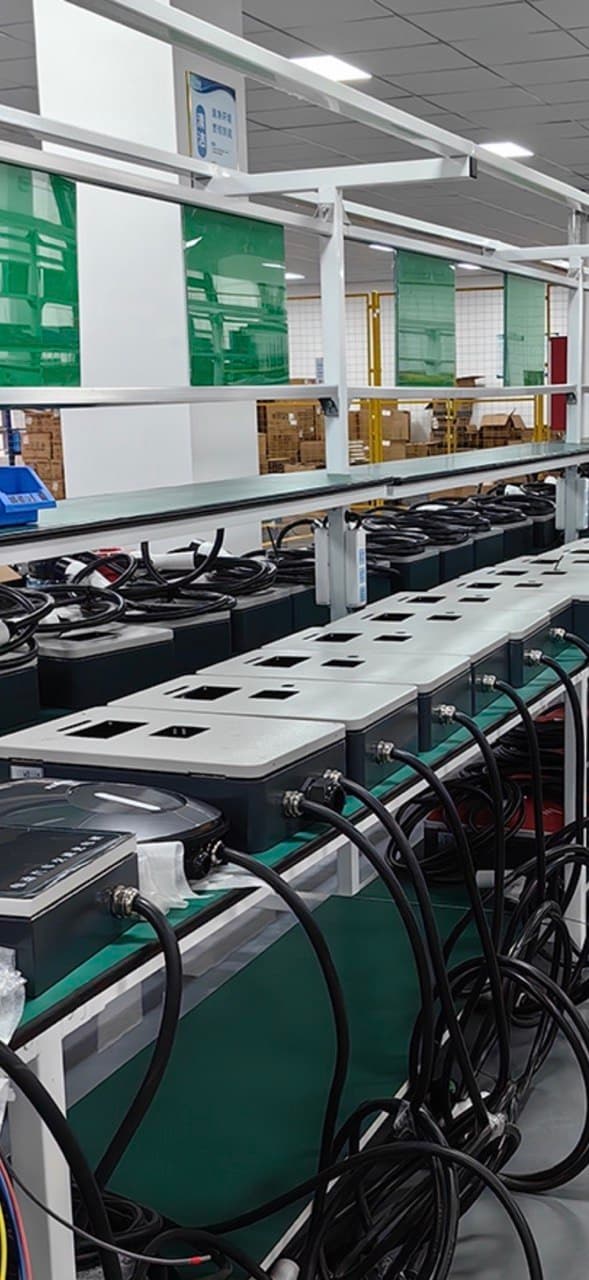 Farg‘ona shahrida elektromobillar uchun quvvatlash qurilmalarini ishlab chiqarish bo‘yicha dastlabki kelishuvga erishildi.