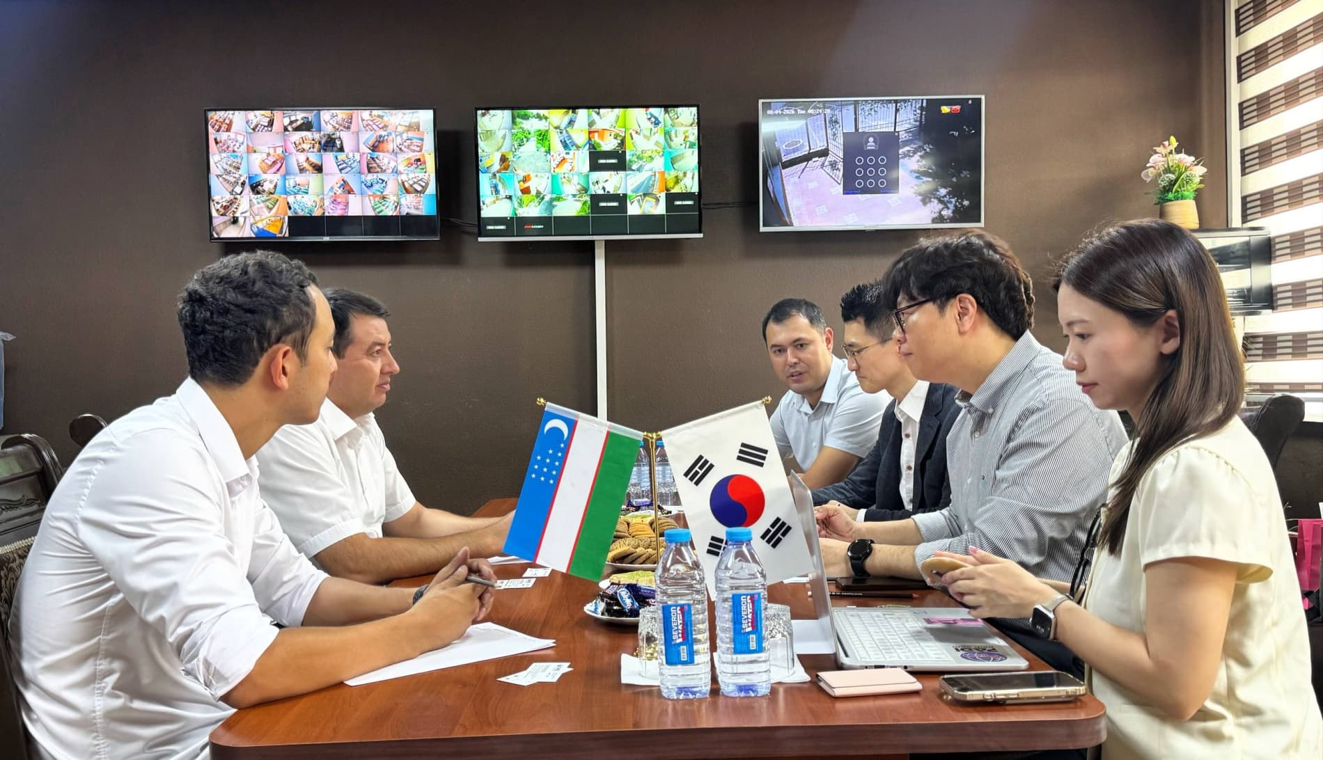 Shahar hokimi KIND Korea Overseas Infrastructure & Urban Development Corporation vakillari bilan uchrashdi