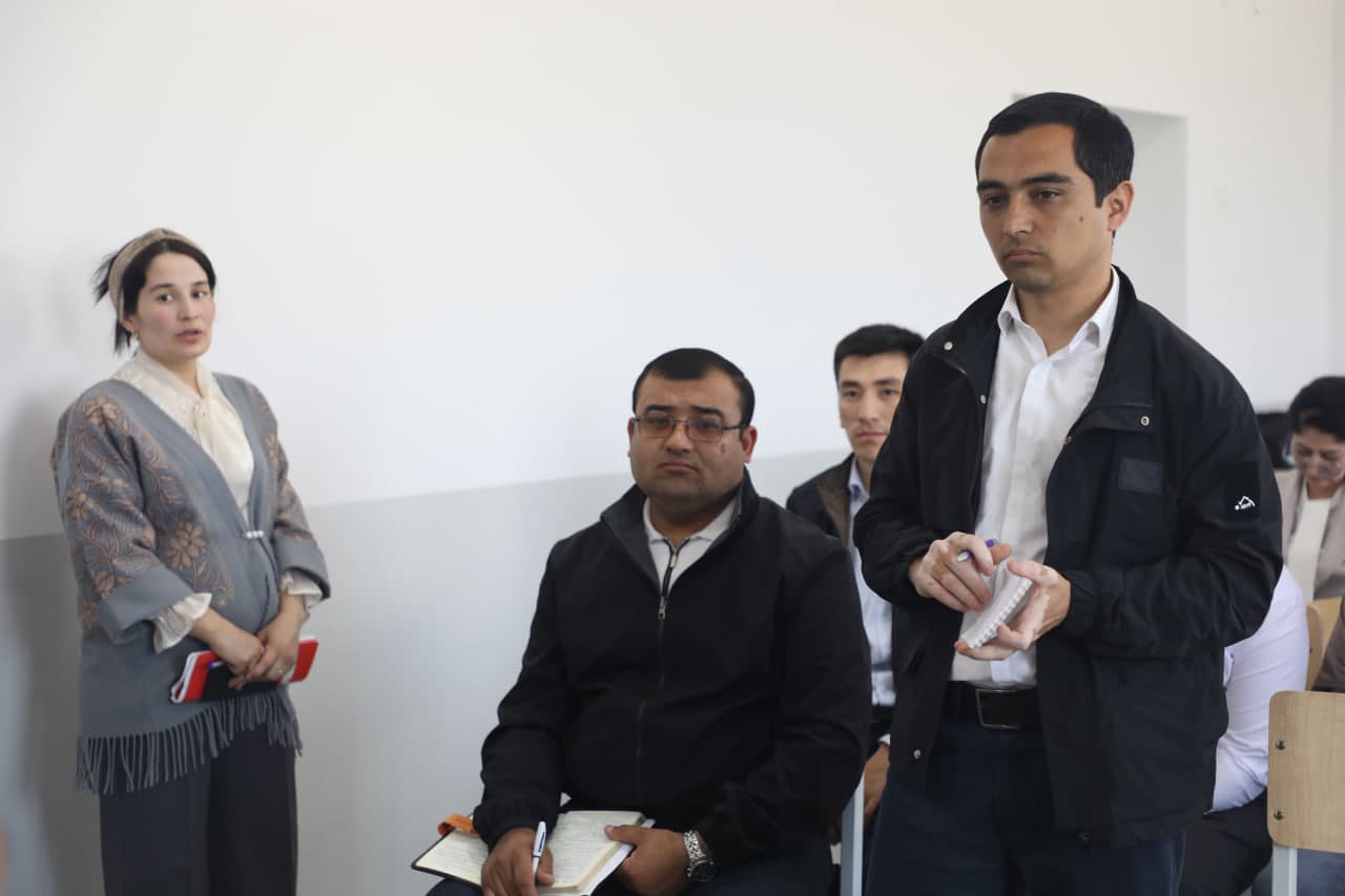 Sintob mahallasida “Rahbar va yoshlar uchrashuvi” bo‘lib o‘tdi