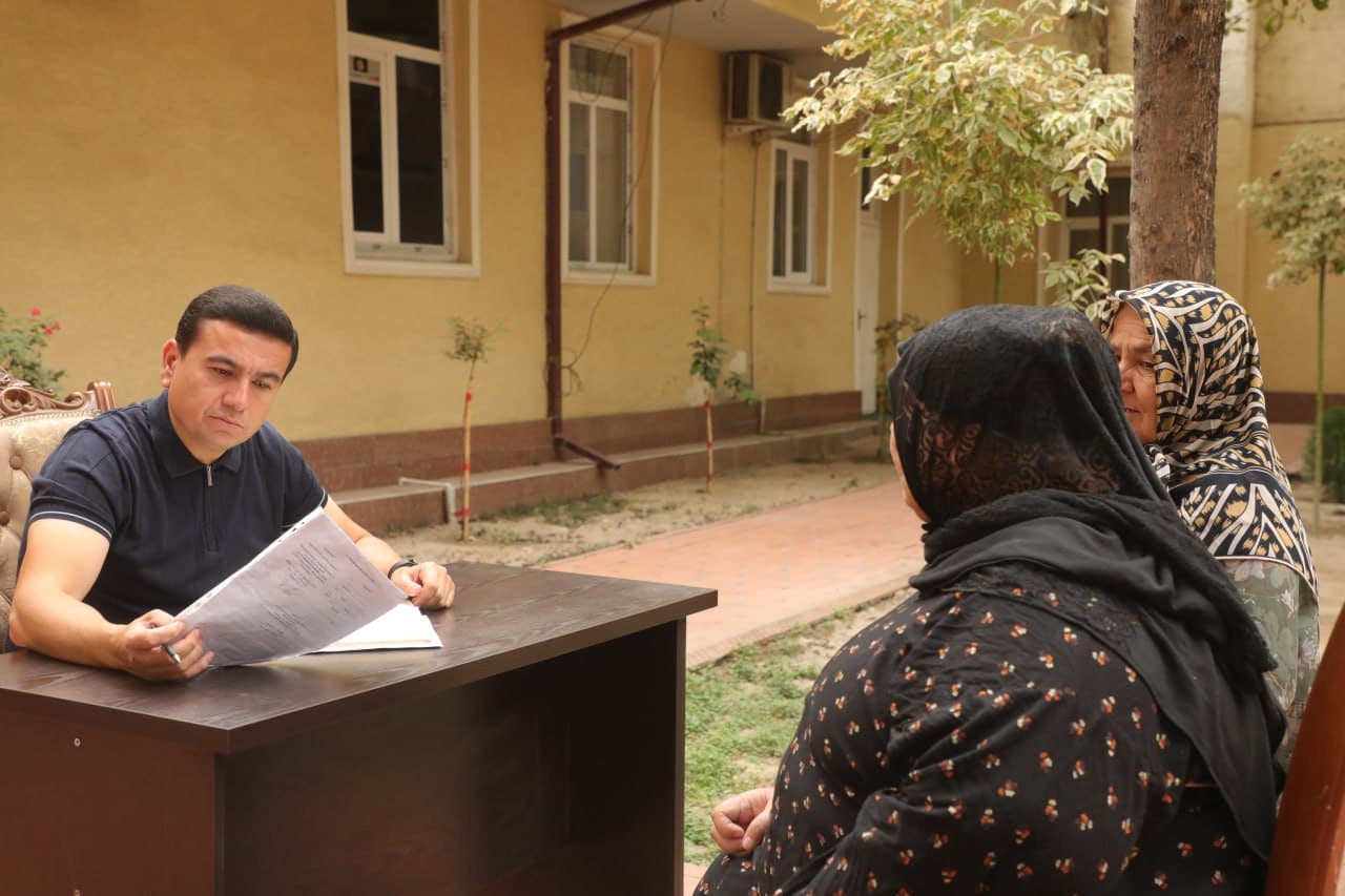 АНДИЖОН ТУМАН ҲОКИМИНИНГ НАВБАТДАГИ ФУҚАРОЛАР ҚАБУЛИ ЎТКАЗИЛДИ.