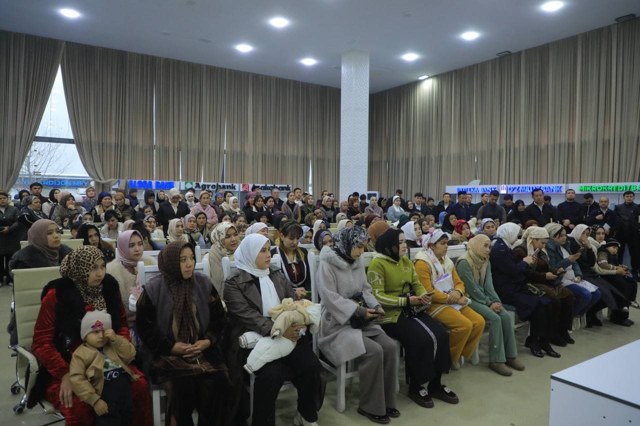 Янги Андижон массивида ёш оилалар билан учрашув ўтказилди