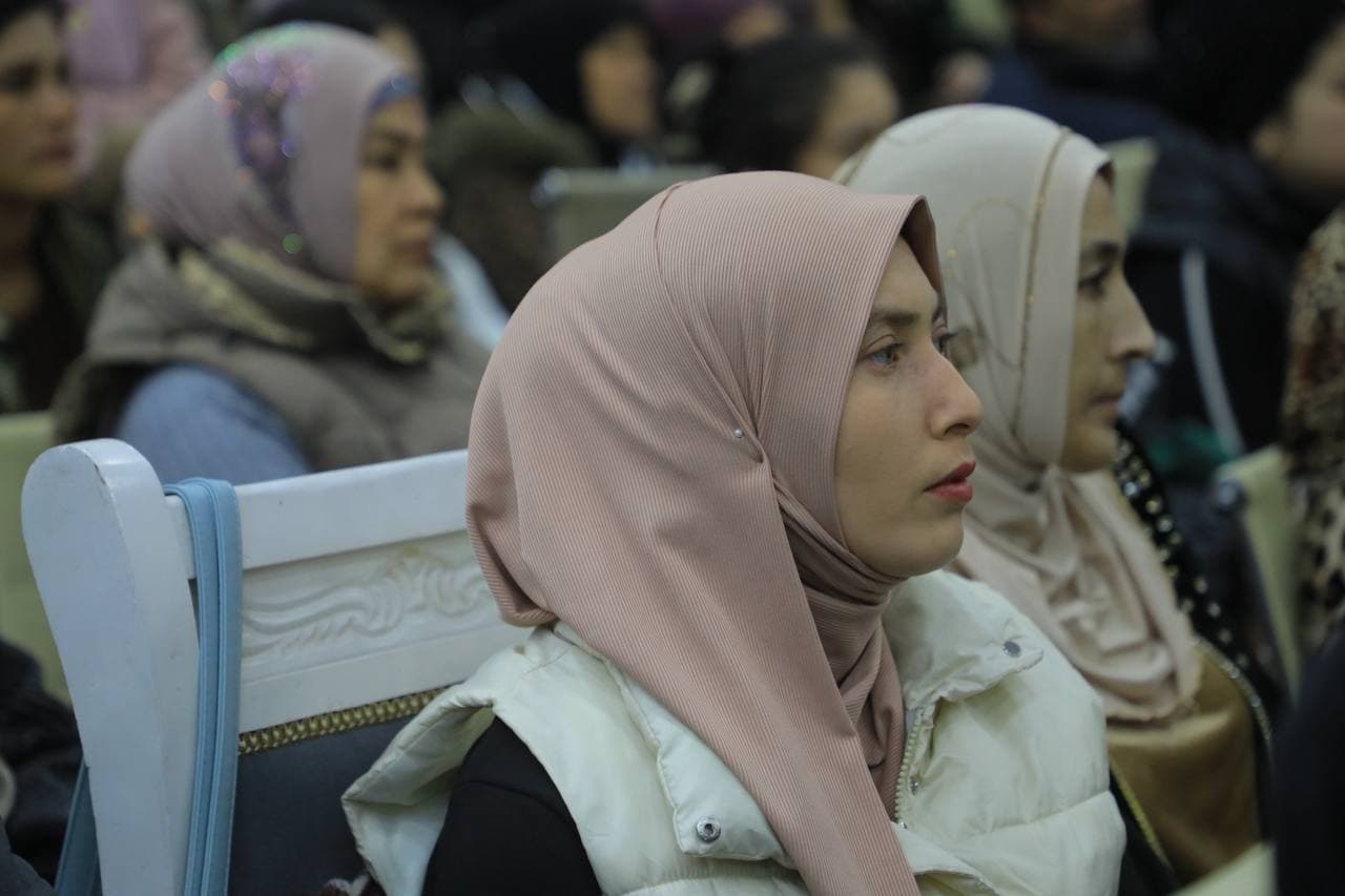 Янги Андижон массивида ёш оилалар билан учрашув ўтказилди