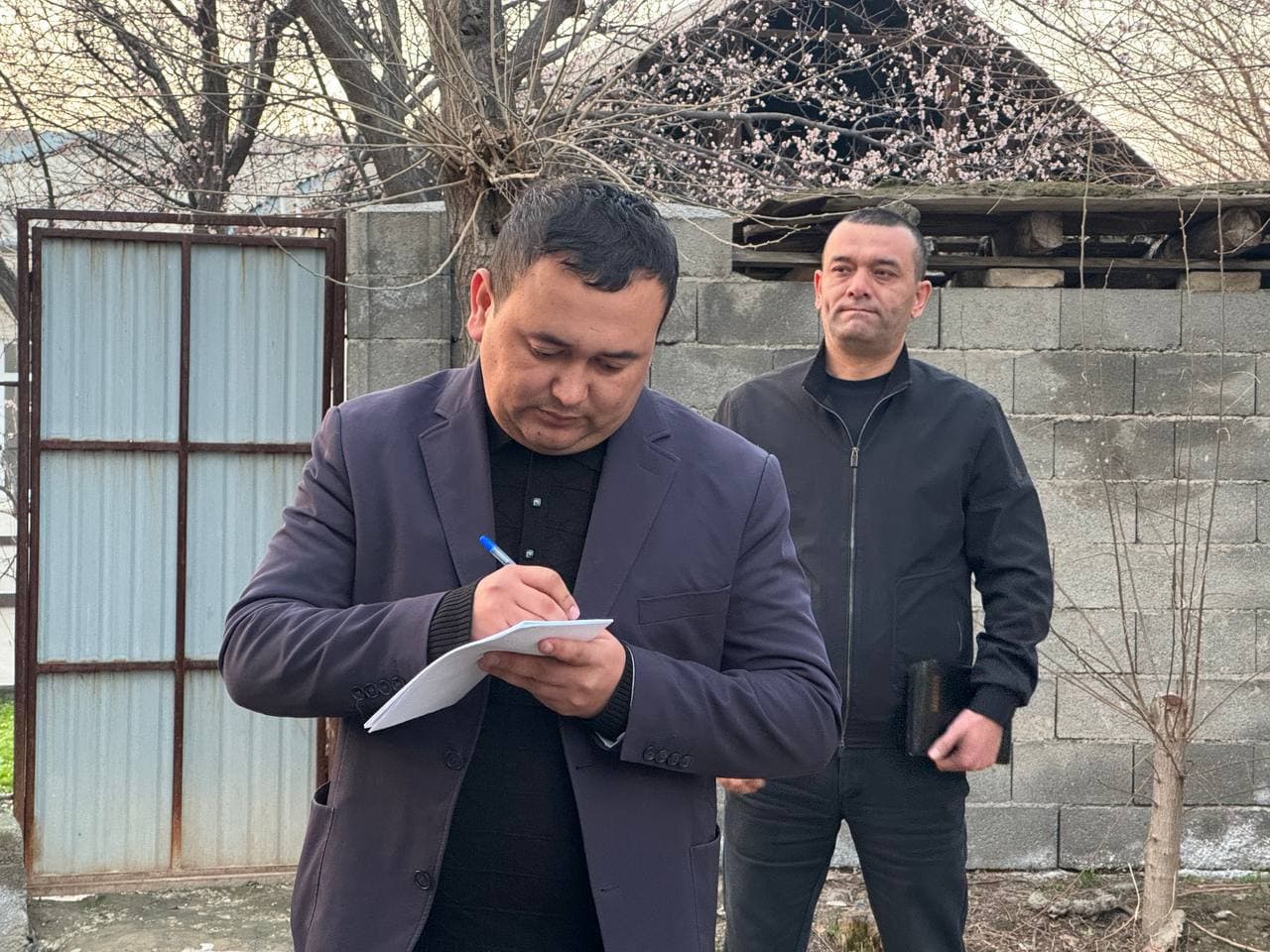 Ёшлар муаммолари эътиборда.