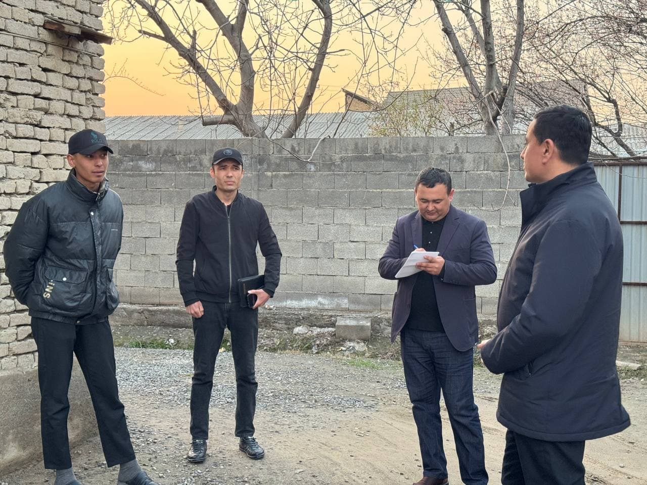 Ёшлар муаммолари эътиборда.