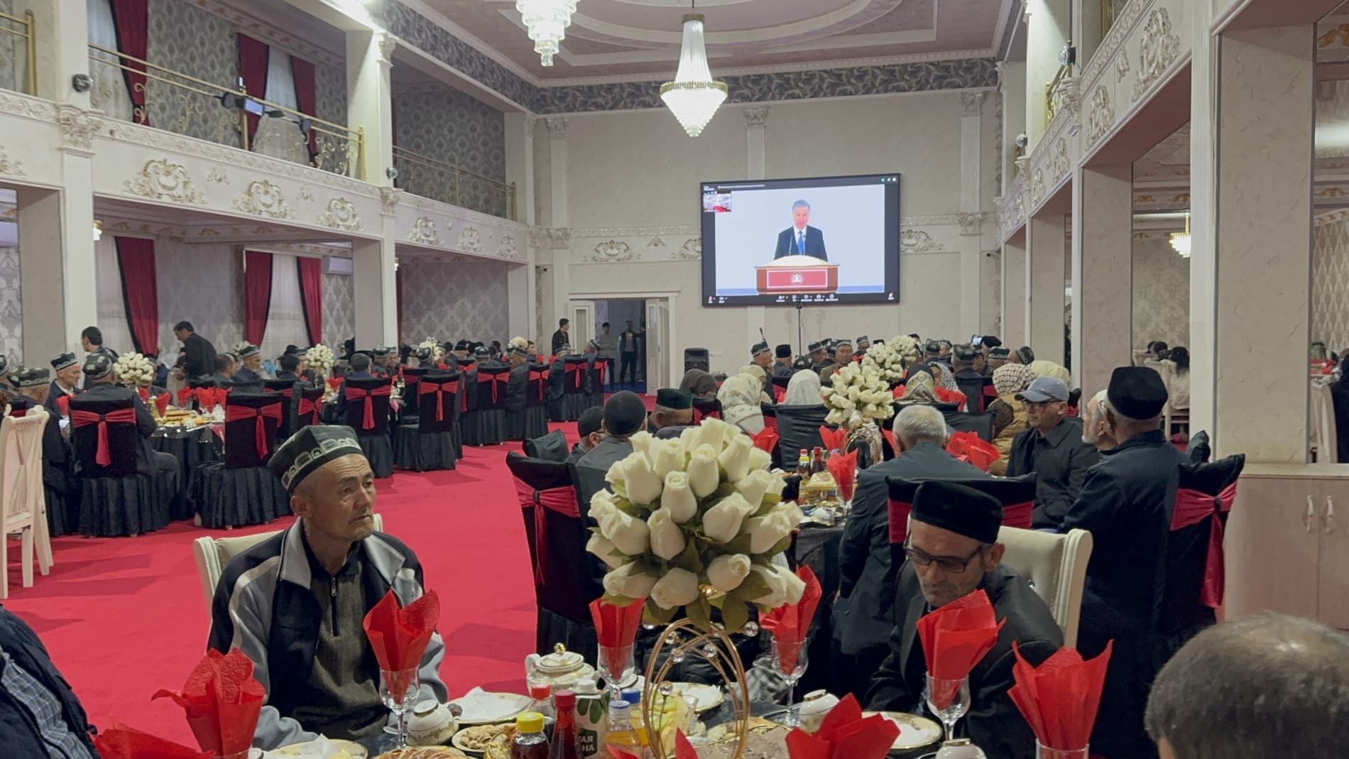 Andijon tumanida Ramazon iftorligi.