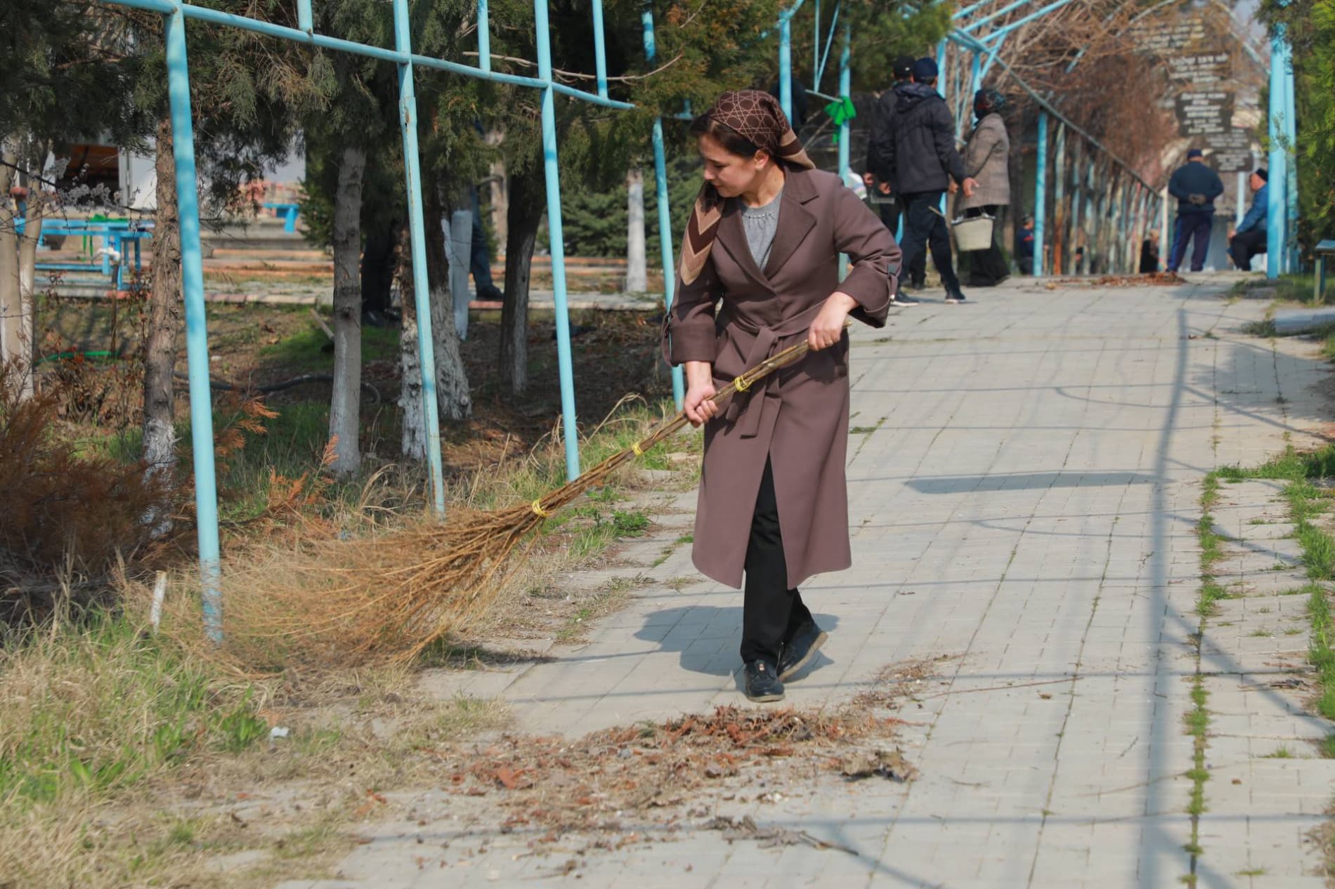 Hashar - yoshlarga yarashar