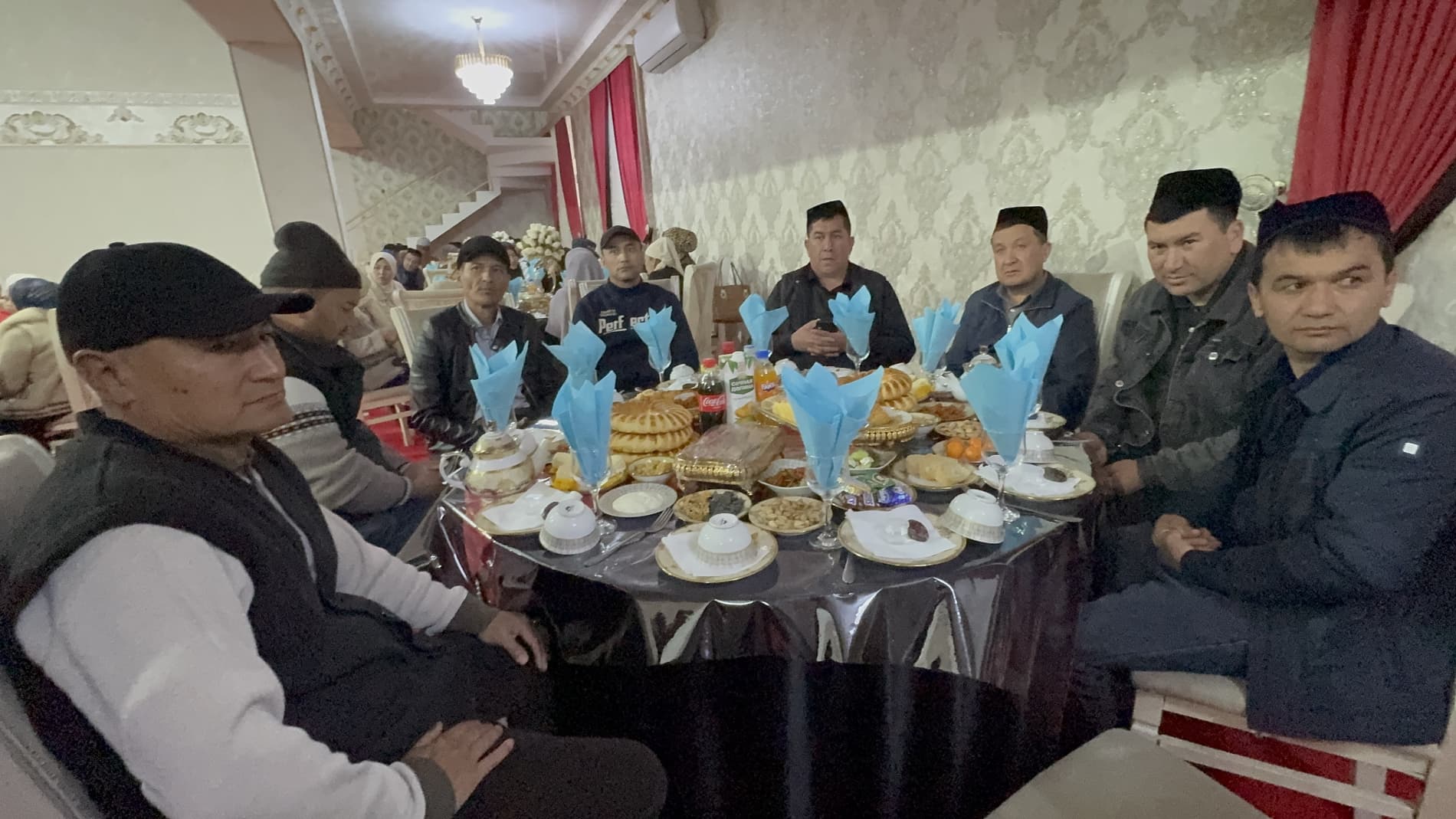 Andijon tumanida Ramazon iftorligi.