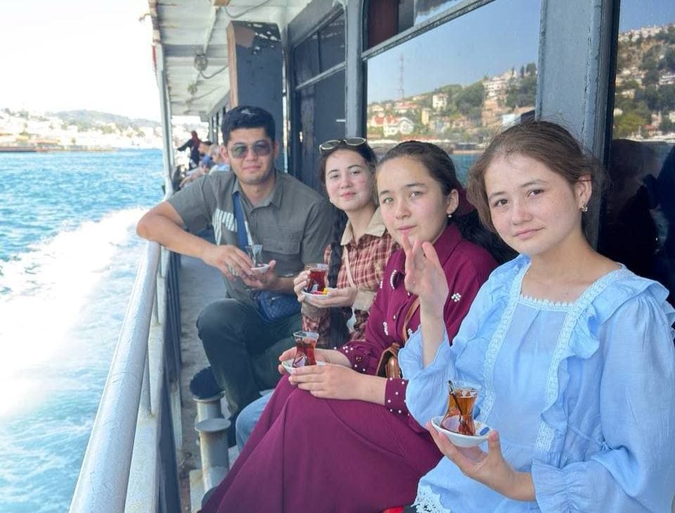 ISTANBULDA UNUTILMAS LAHZALAR DAVOM ETMOQDA!