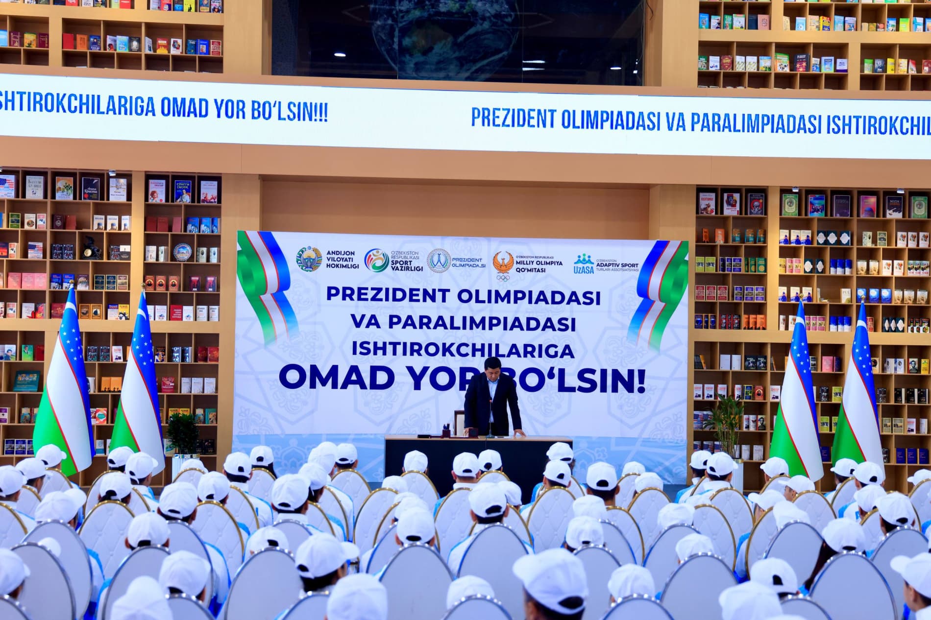 Andijonda “Prezident olimpiadasi” respublika bosqichiga yo‘llanma olgan sportchilar bilan uchrashuv o‘tkazildi