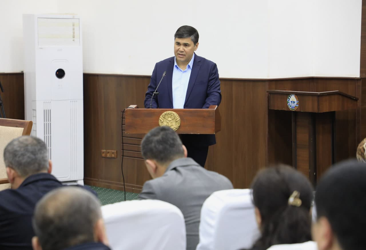 Xalq deputatlari Yangiyer shahar Kengashining navbatdaga 25-sessiyasi boʻlib oʻtdi