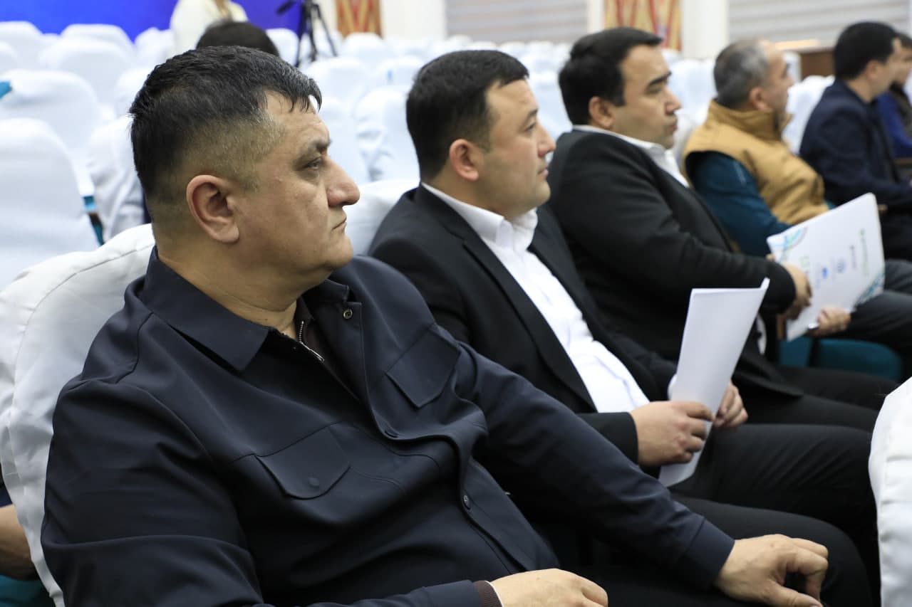 Xalq deputatlari Yangiyer shahar Kengashining navbatdaga 25-sessiyasi boʻlib oʻtdi