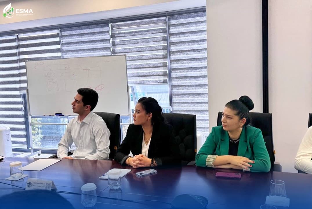 “Korrupsiya – jamiyat tanasidagi saraton”: tizim xodimlari uchun o‘quv-seminar o‘tkazildi