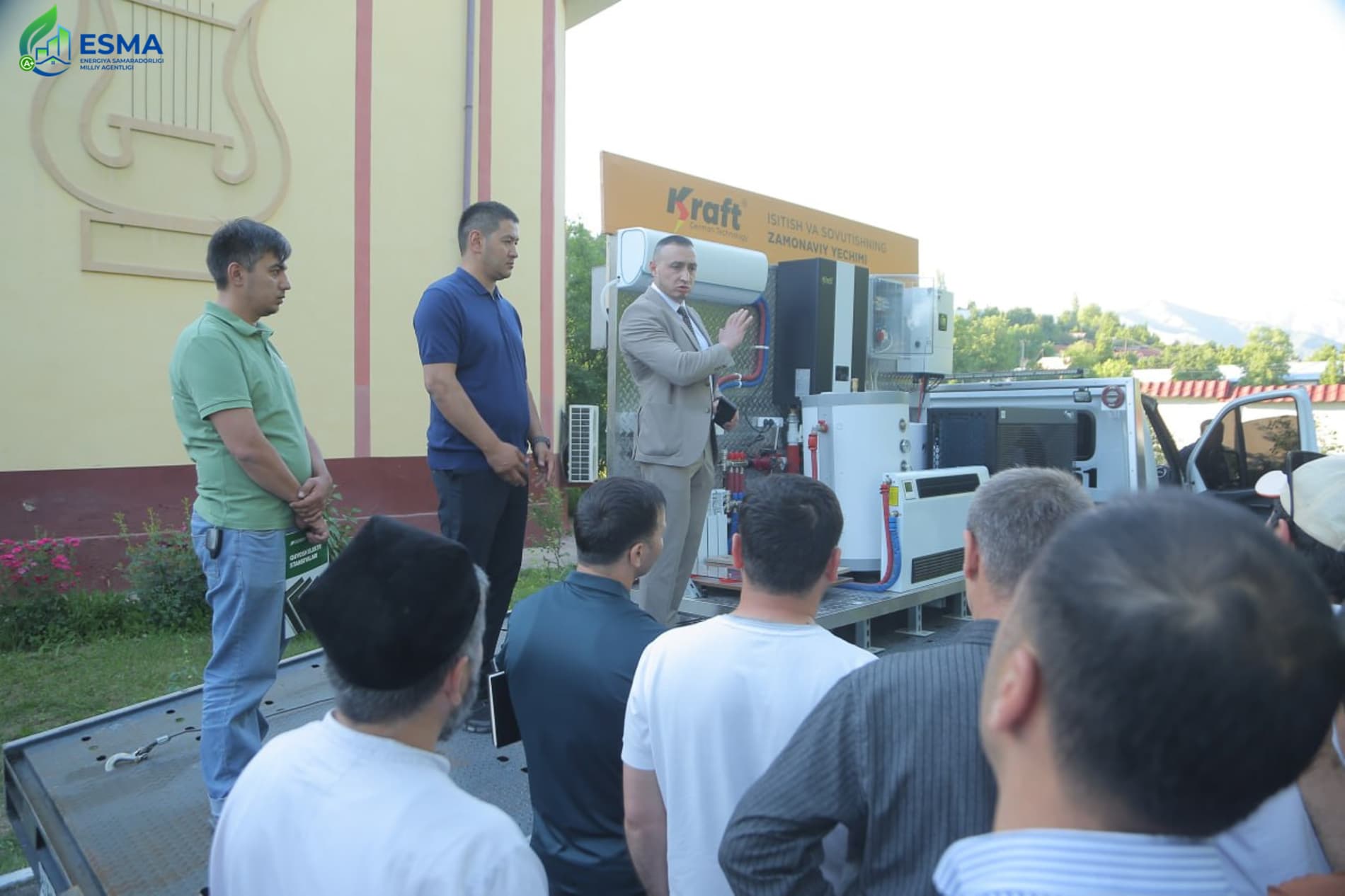 Boʻstonliq tumanida energiya samaradorligi va “yashil iqtisodiyot”ga bagʻishlangan seminar oʻtkazildi