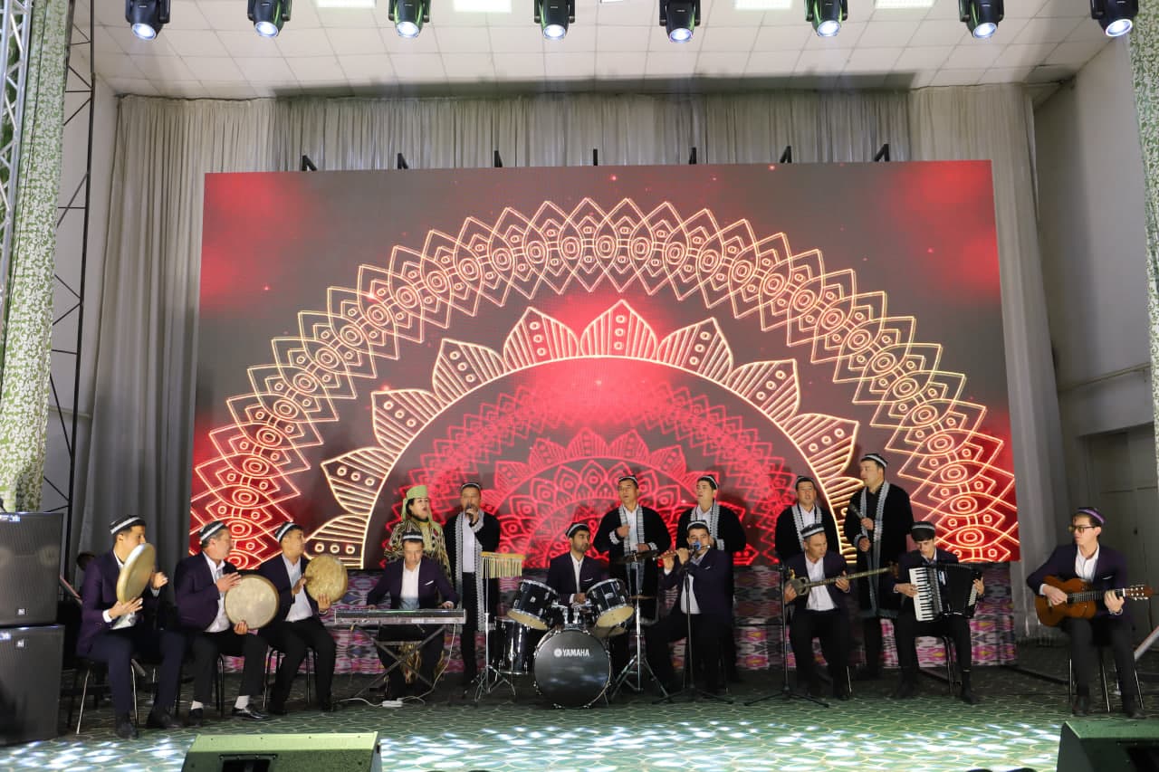 "Konstitutsiya — inson qadri, erkinlik, tenglik va adolat garovi!"