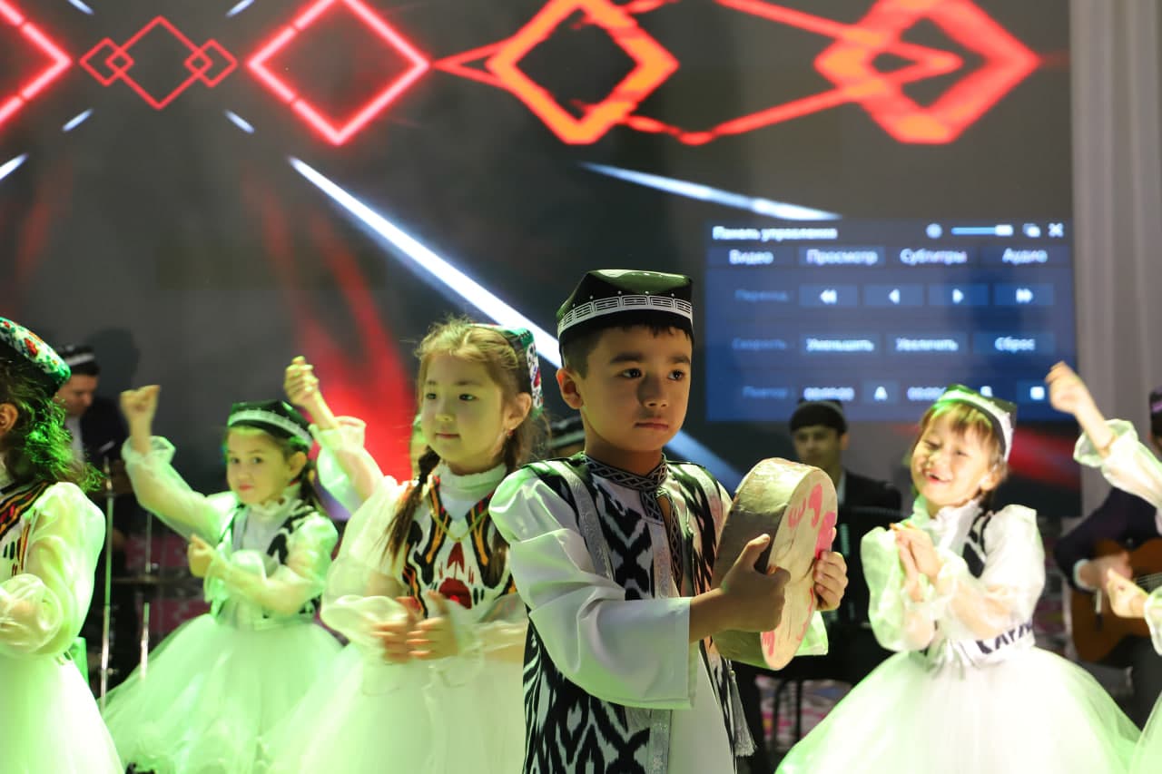 "Konstitutsiya — inson qadri, erkinlik, tenglik va adolat garovi!"