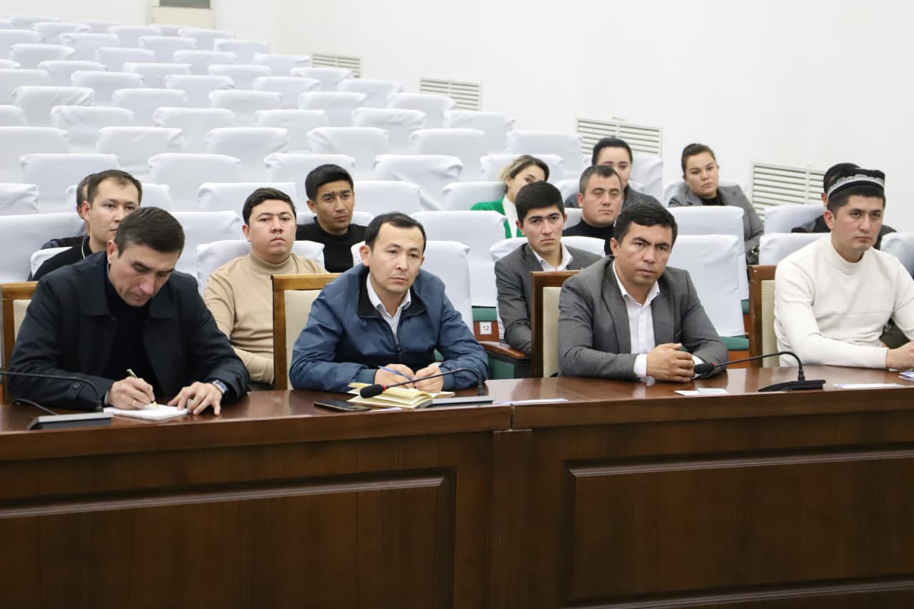 Hokim va o‘quv markazlari rahbarlari o‘rtasida ochiq muloqot o‘tkazildi