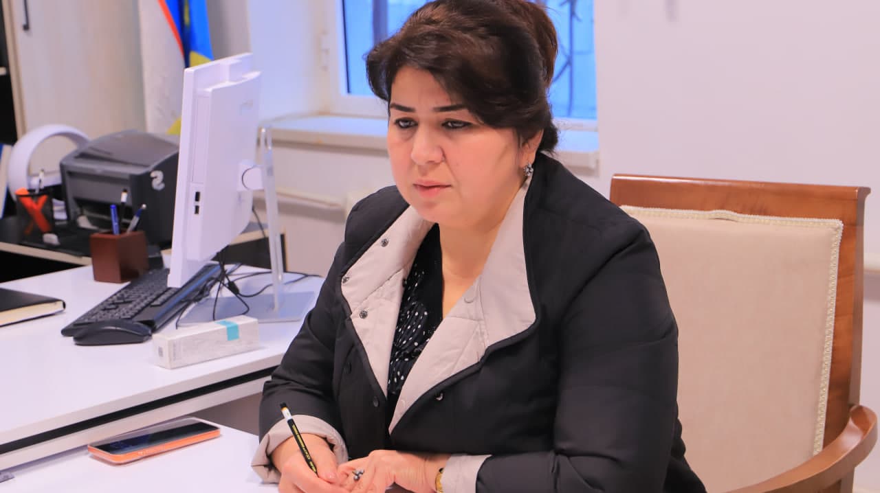 Tuman hokimi Umidjon Adizov fuqarolarni qabul qildi.