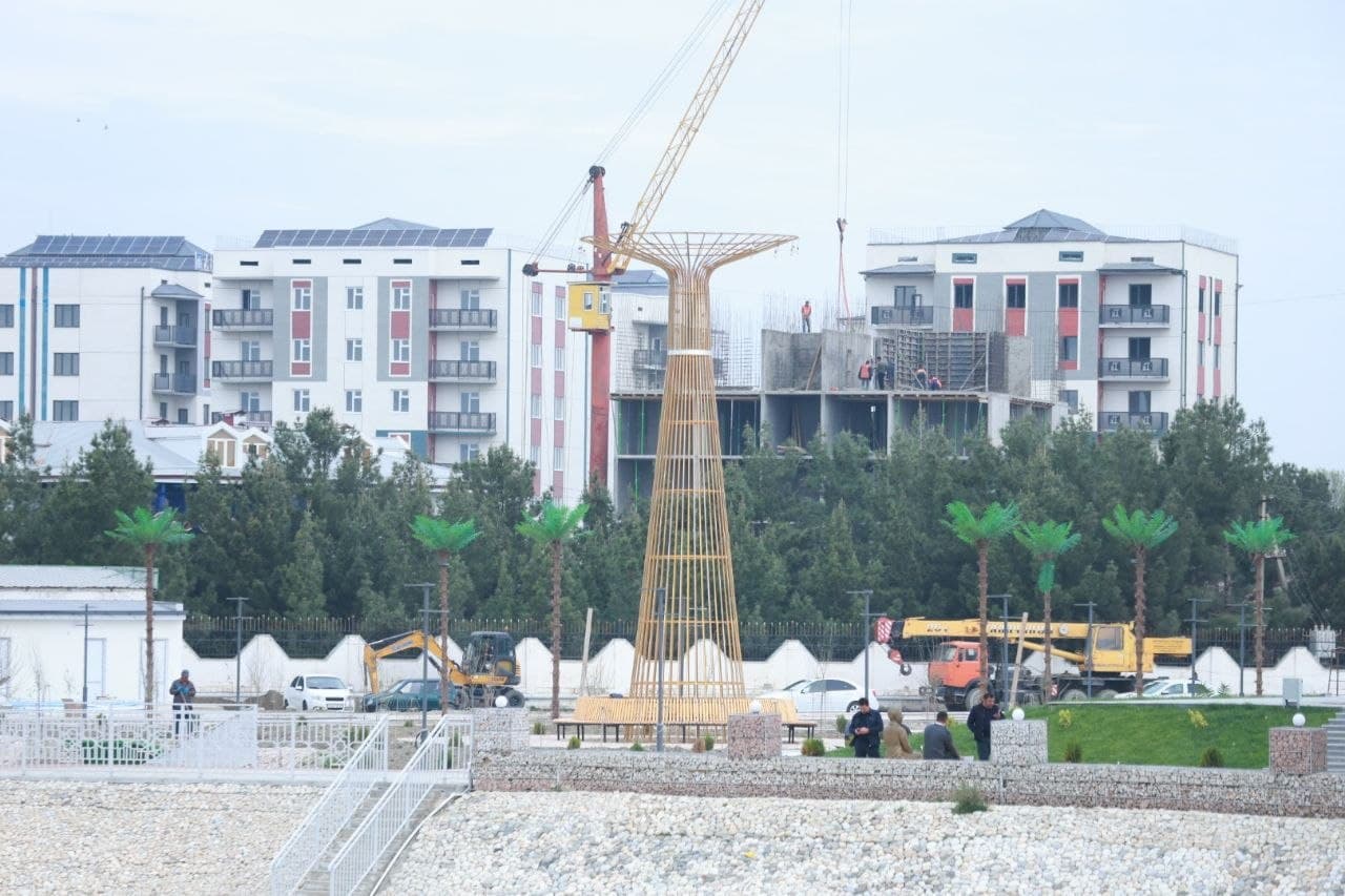 Navoiy viloyati hokimi Normat Tursunov Xatirchi tumanida