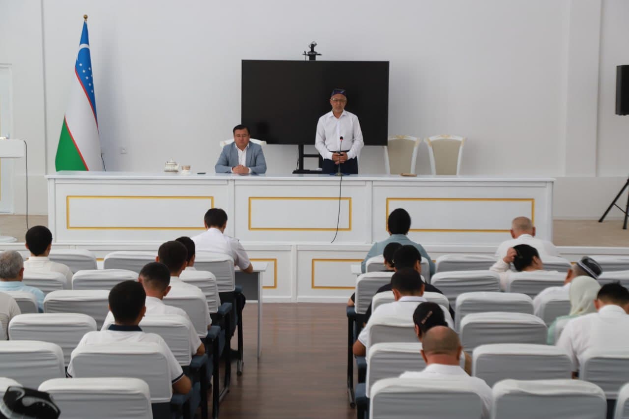 XALQ DEPUTATLARI TOSHLOQ TUMANI KENGASHINING NAVBATDAGI SESSIYASIDA MUHIM MASALALAR MUHOKAMA QILINDI