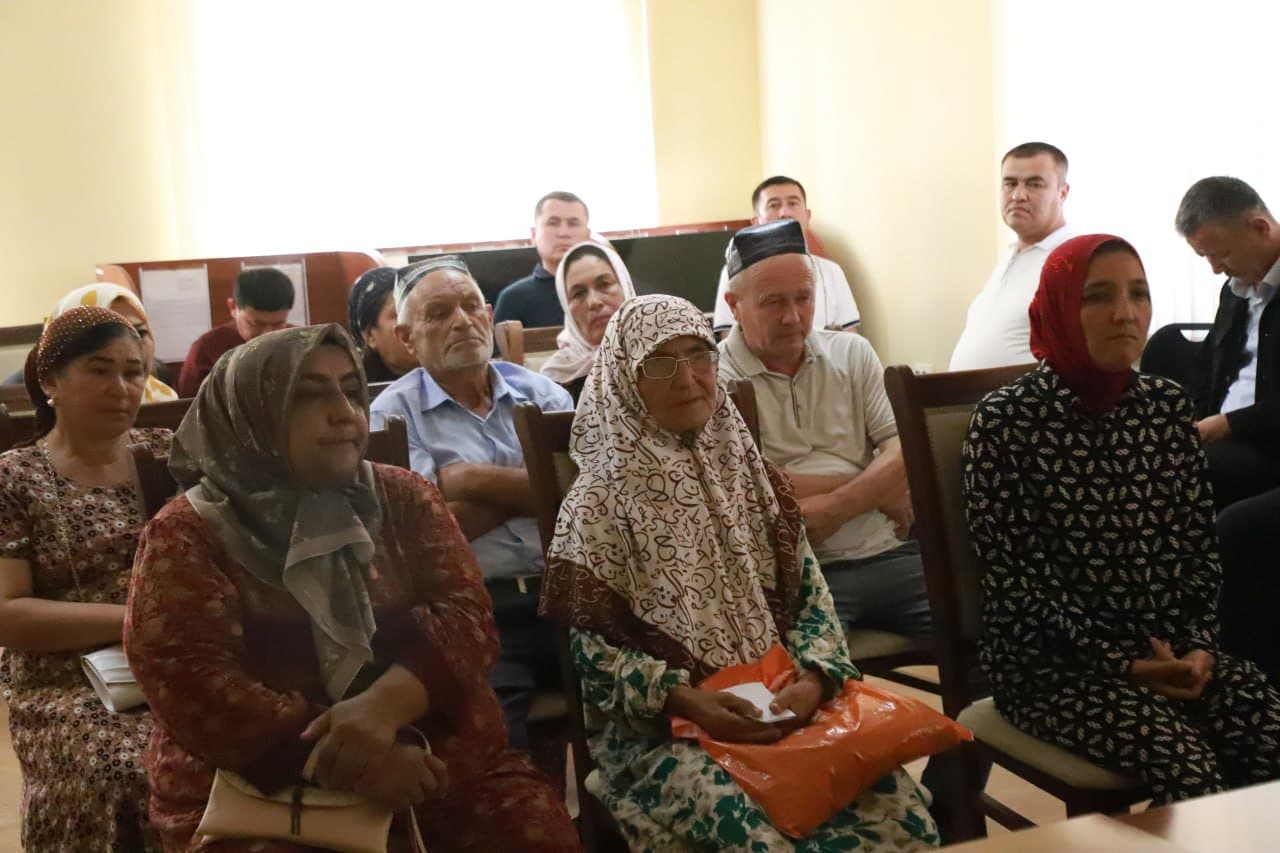 BUGUN: TOSHLOQ TUMANI HOKIMI FUQAROLAR QABULINI O‘TKAZDI