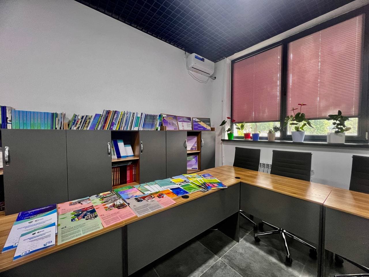 В Узбекистане запустили Информационно-ресурсный центр по управлению опасными химикатами и отходами