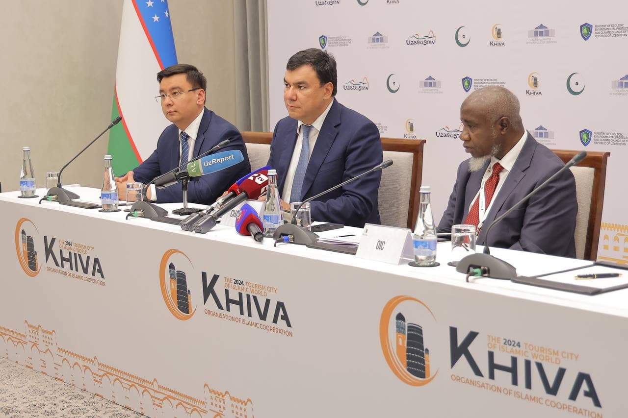 Состоялась пресс-конференция, посвященная итогам 12-й сессии Исламской конференции министров туризма ОИС