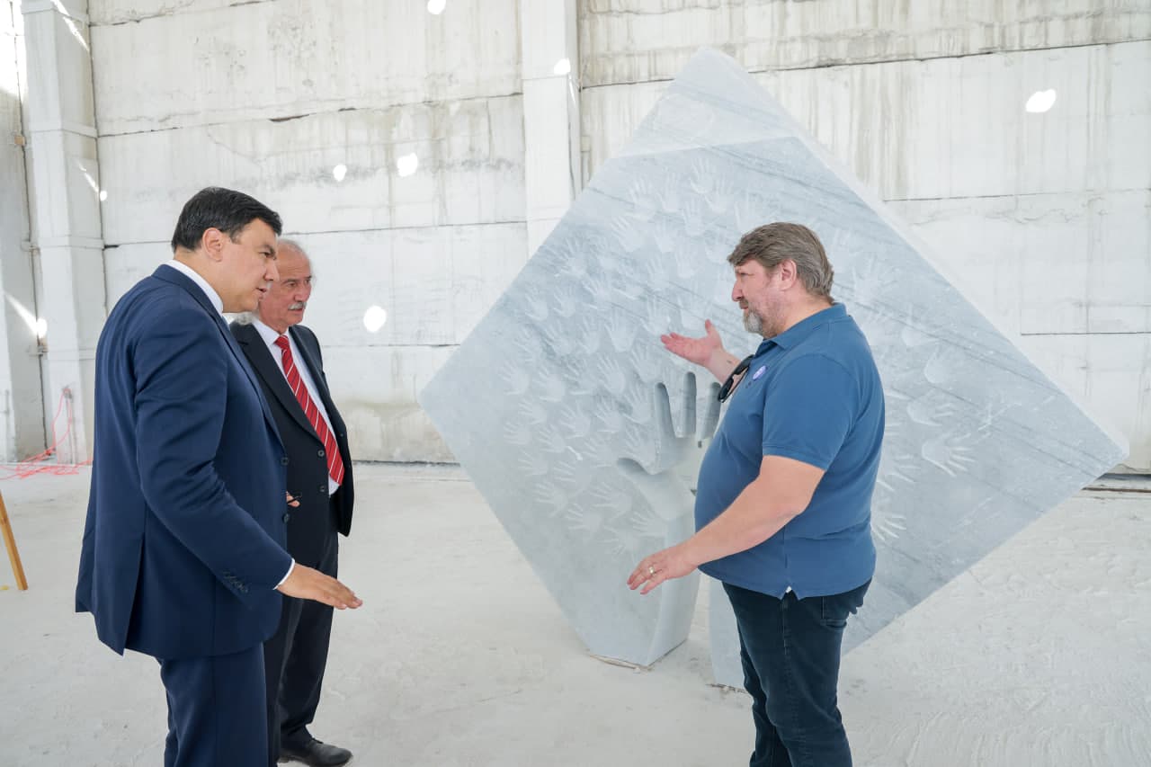 More than 20 sculptures reflecting global environmental issues have been created