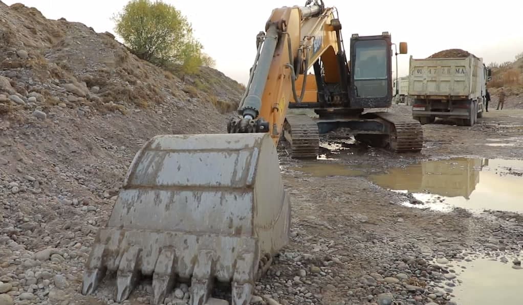 Chirchiq daryosi hududa tabiatga 273 milliard soʻmdan ortiq zarar yetkazildi