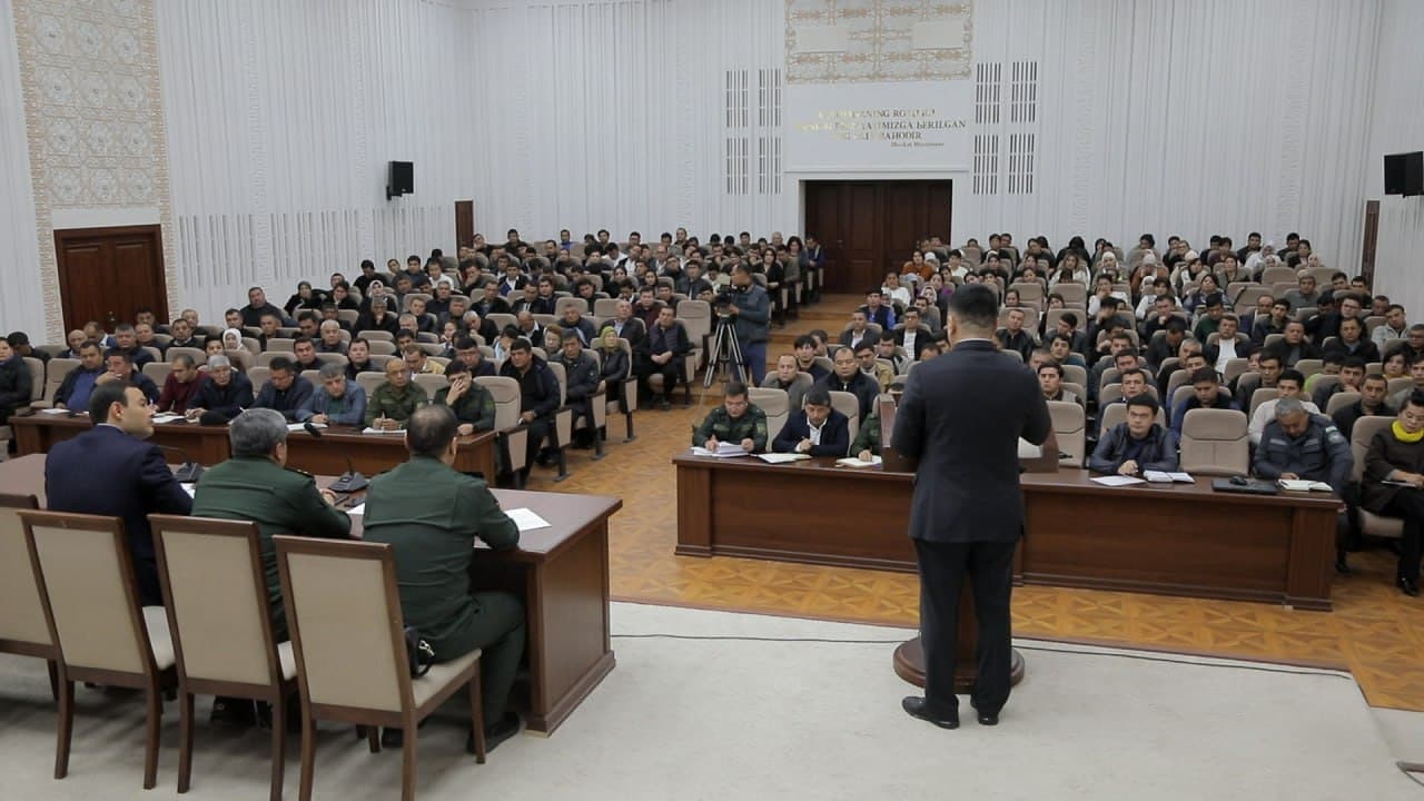 В Ташкентском районе предупреждены руководители теплиц