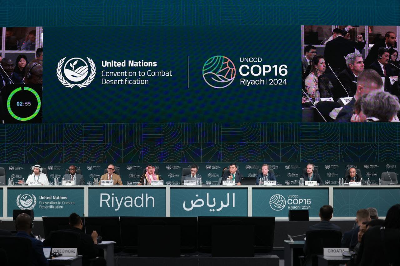 Yerlarning degradatsiyaga uchrashi, cho‘llanish va qurg‘oqchilikka qarshi kurashni moliyalashtirish zarurligi ta’kidlandi