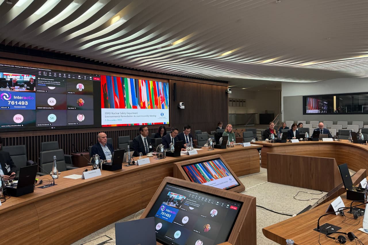 O‘zbekistonda sobiq uran konlarini rekultivatsiya qilish muvaffaqiyatli amalga oshirilayotganligi ta'kidlandi