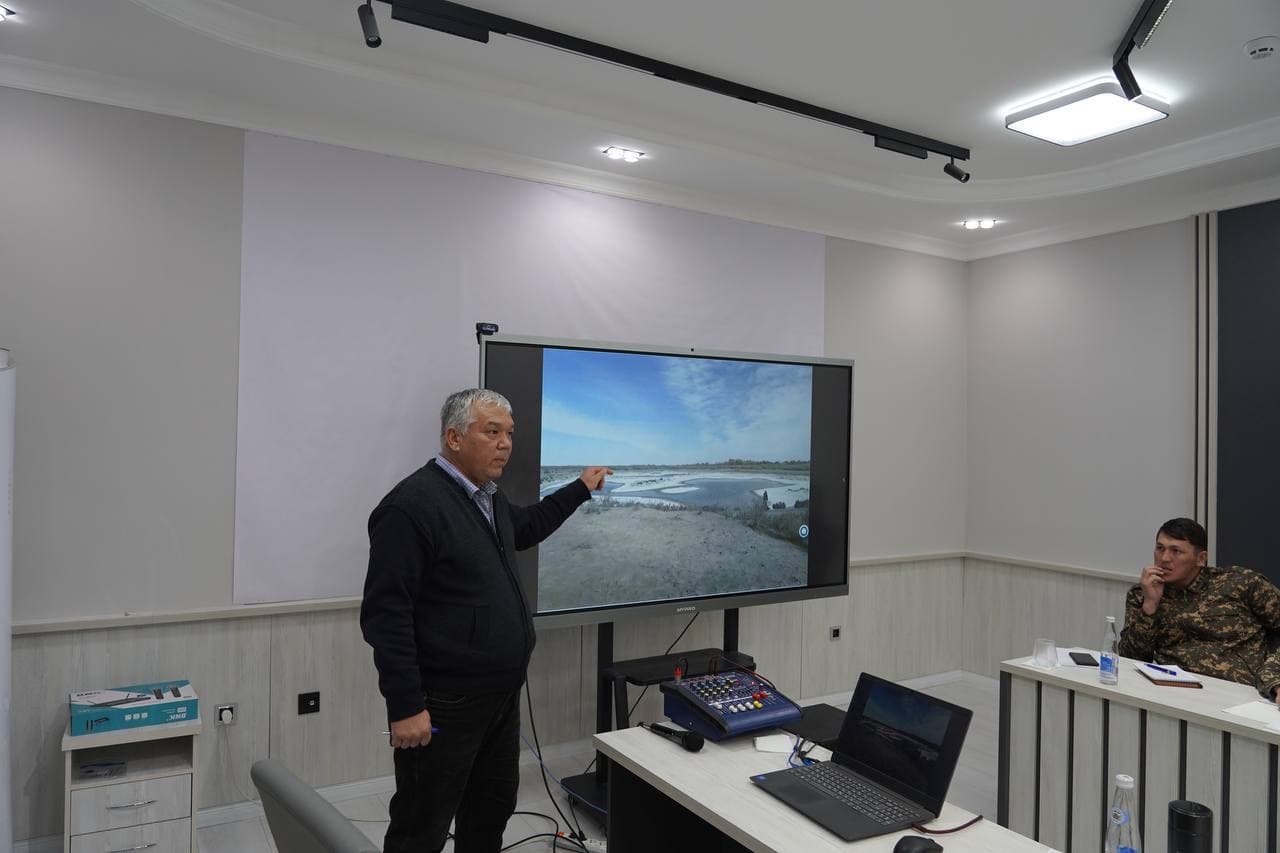 The role of public environmental organizations in solving the problems of the Aral Sea region was discussed