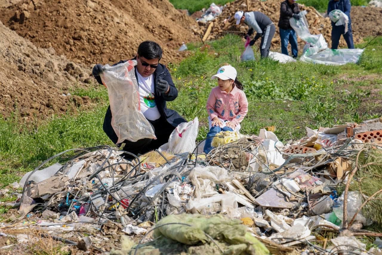 O‘zbekiston bo‘ylab belgilangan hududlar 300 tonnadan ortiq chiqindidan tozalandi