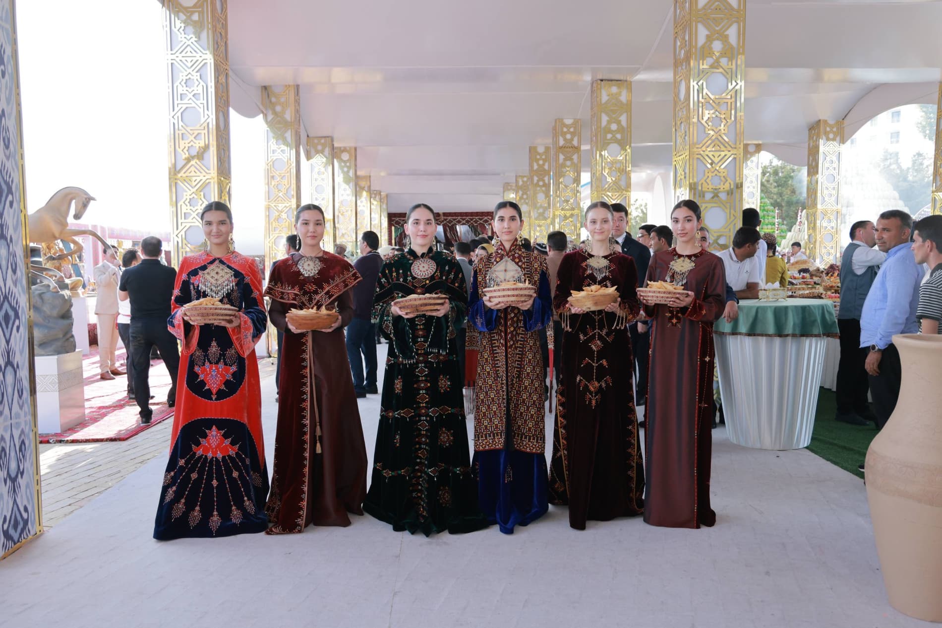 "Avaza"da BMT Konferensiyasi yakunlandi: O‘zbekiston iqlim kun tartibi va madaniy merosini taqdim etdi