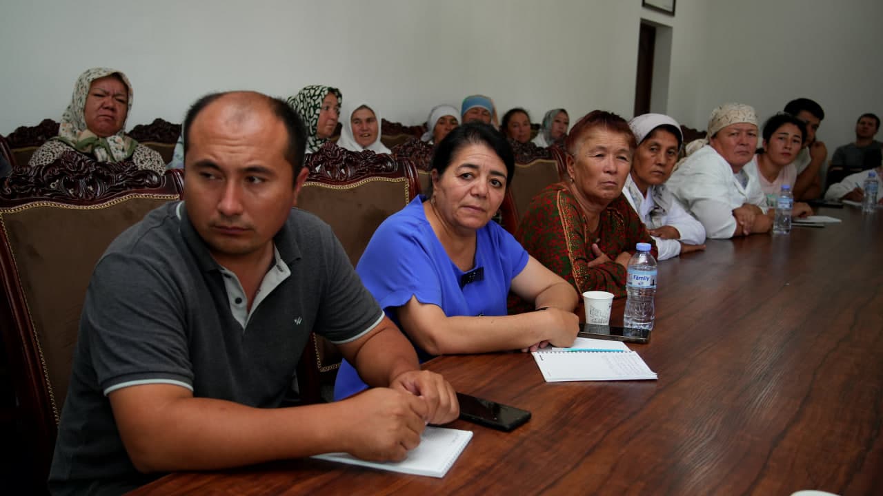 Toshkent tumanida quyosh panellari o‘rnatishga qaratilgan yirik loyiha bo‘yicha jamoatchilik eshituvi o‘tkazildi