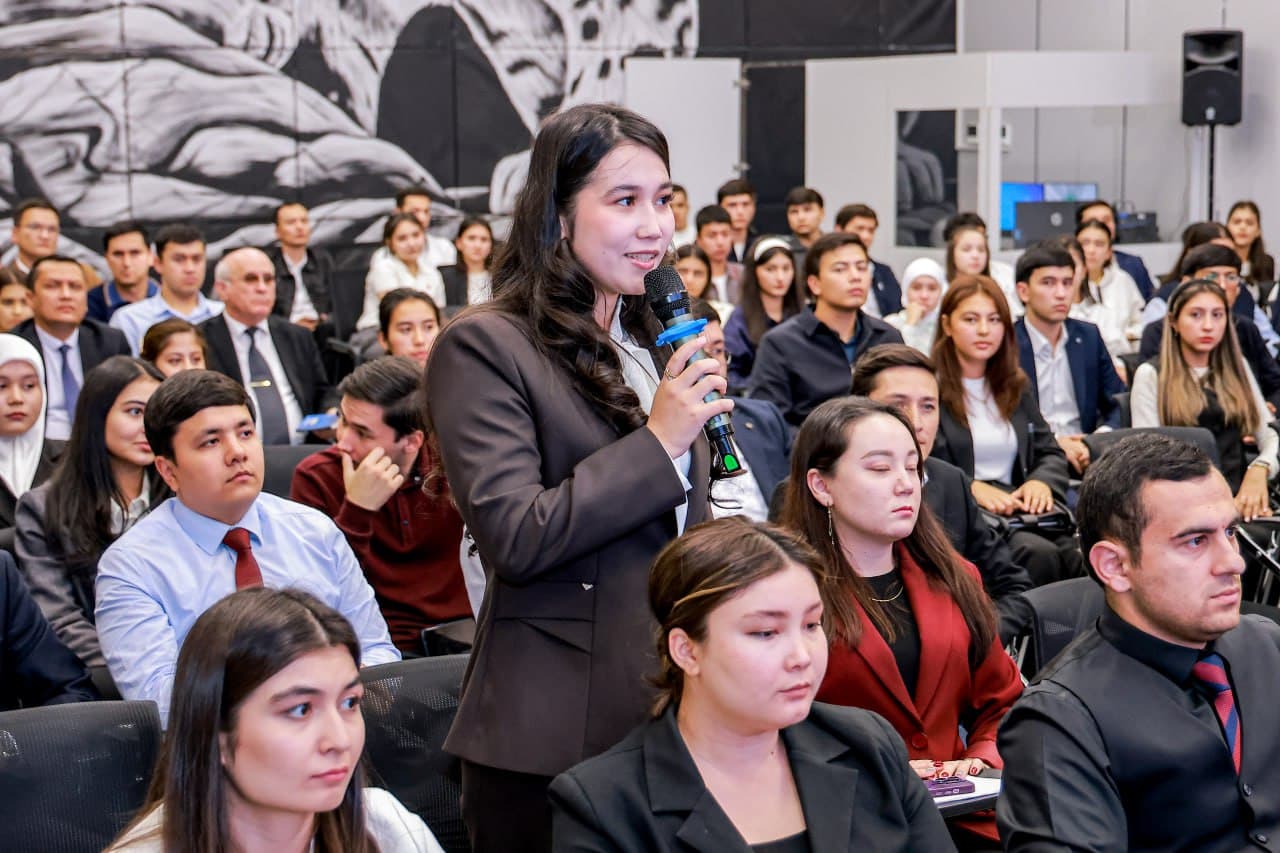 Yoshlarning atrof-muhitni asrashga qaratilgan g‘oya va takliflari tinglandi