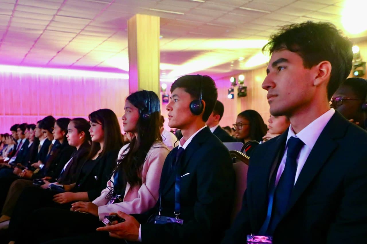 Молодёжь представляет идеи и стартап-проекты, направленные на решение климатических вопросов