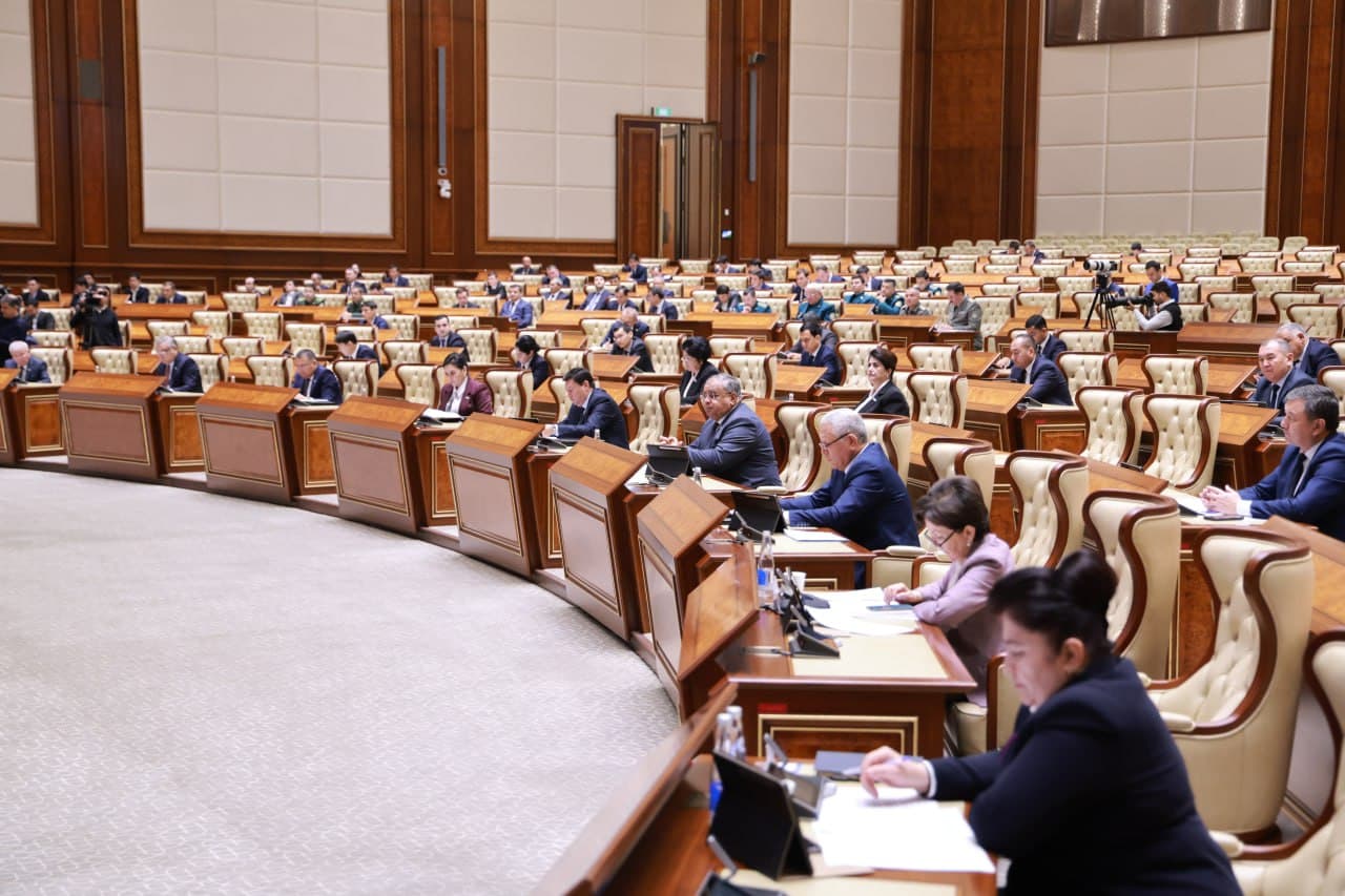 В Узбекистане введут сбор за утилизацию строительного стекла