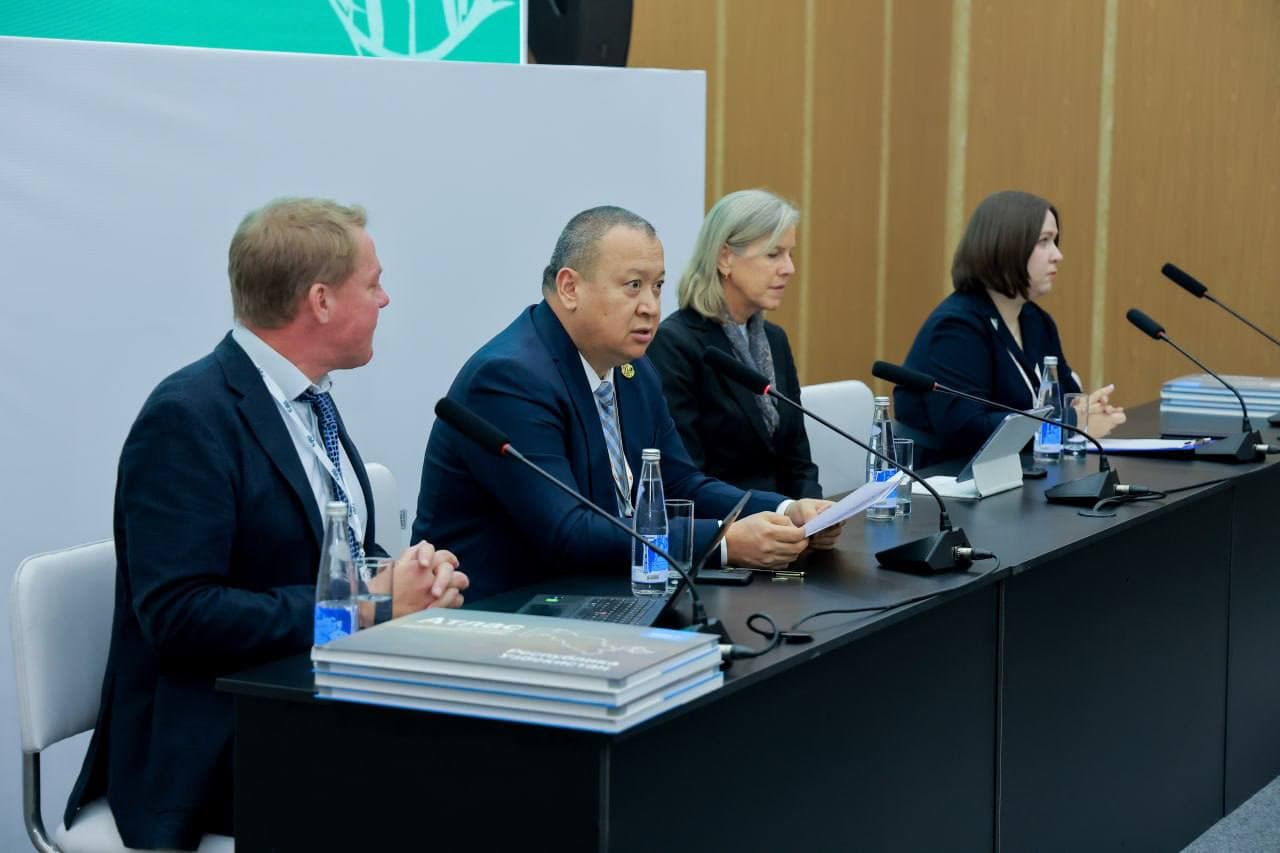 Презентован Атлас экологических изменений Узбекистана