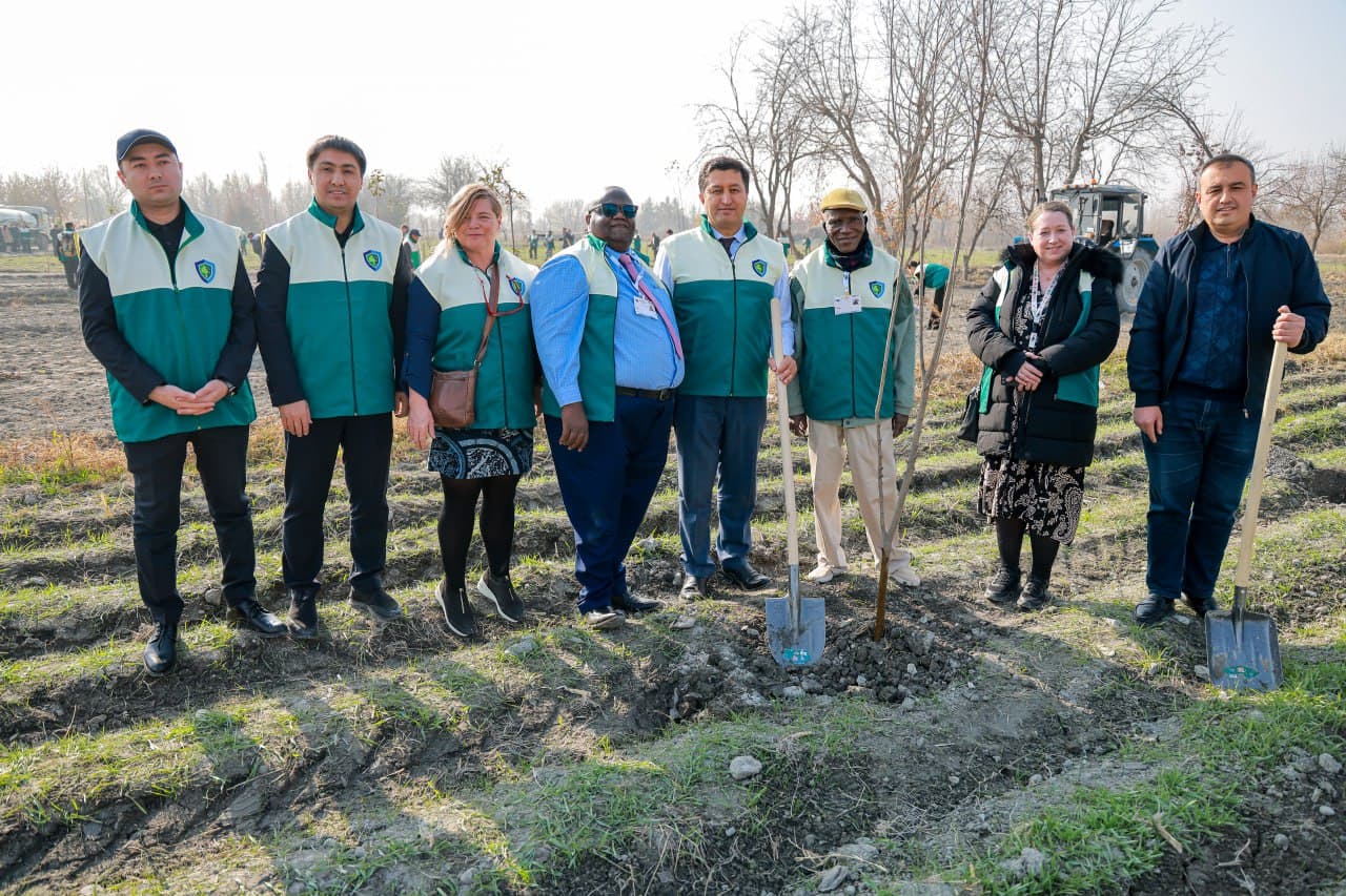 One Thousand Trees Planted in Samarkand for the Anniversary Session of CITES CoP20