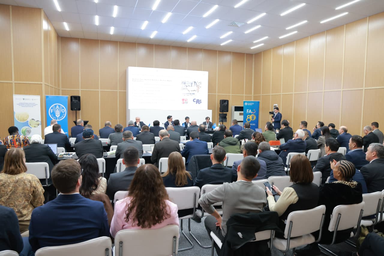 В Самарканде обсуждены решения по восстановлению экосистем и защите редких видов