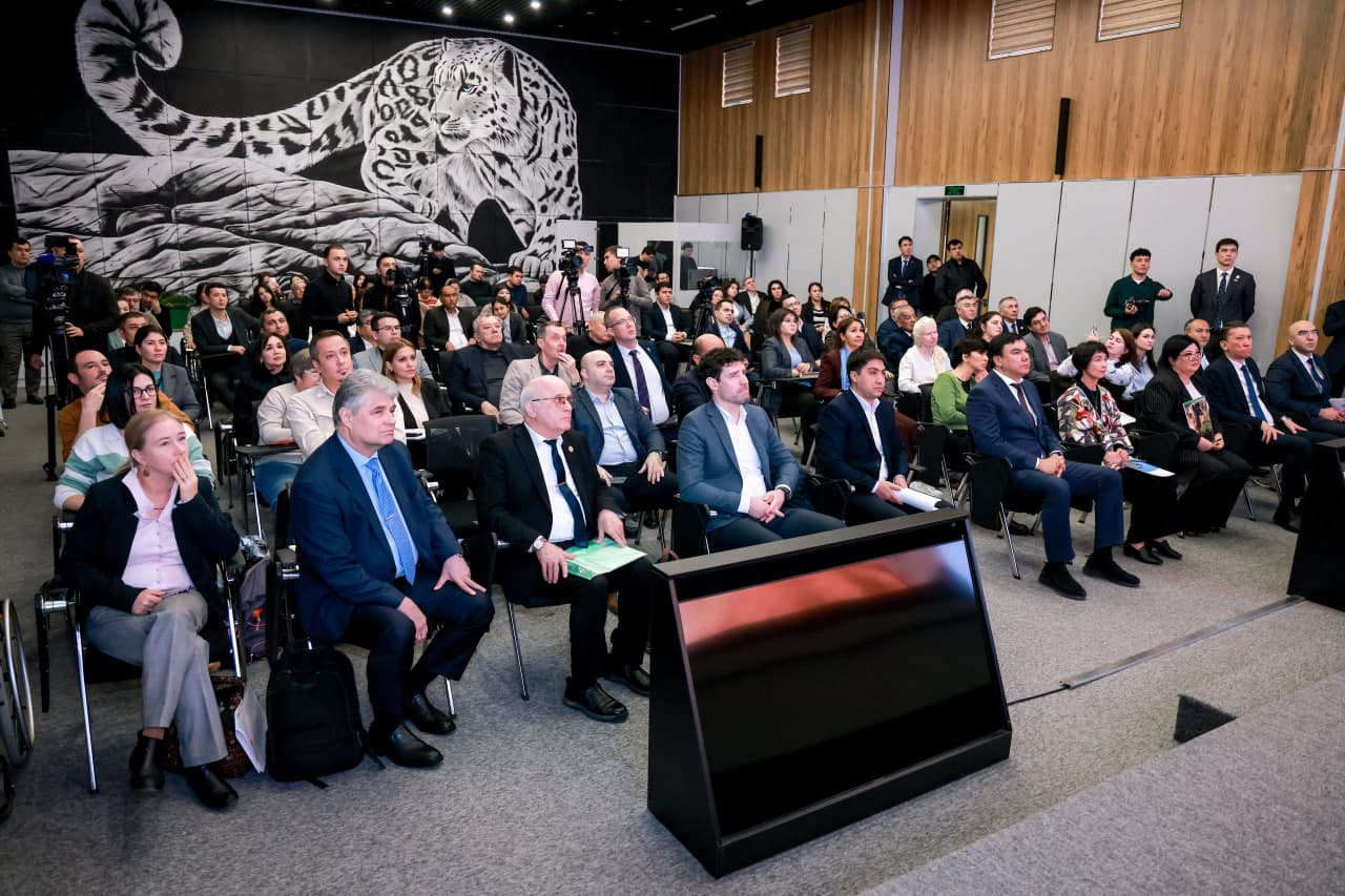 At Green University, a seminar dedicated to the conservation of wetlands was held