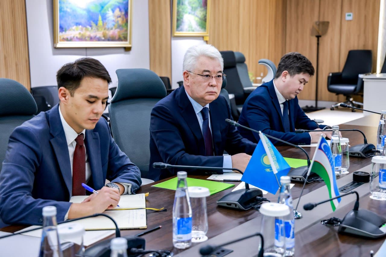 Узбекистан и Казахстан обсудили вопросы подготовки к Региональному экологическому саммиту